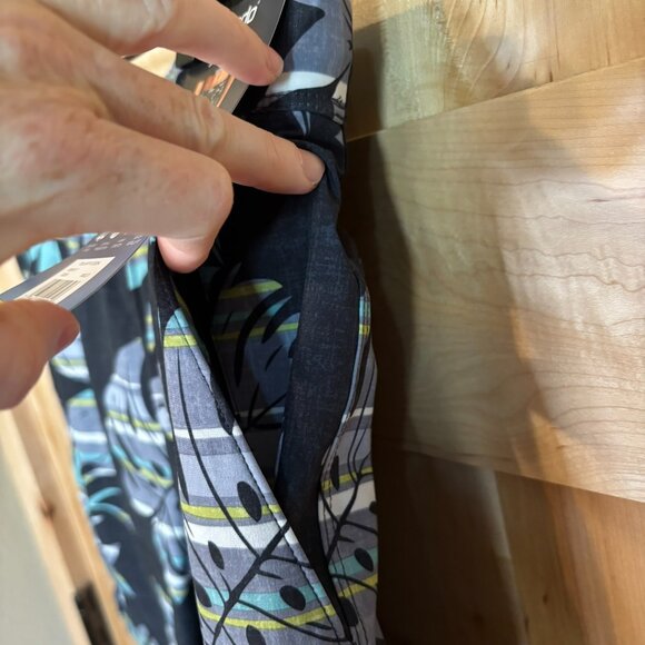 NWT Speedo Tech Volley Swim Shorts Small 30/32 Boxer Brief Liner UPF50+ Stretch - Picture 4 of 8